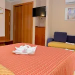 Hotel Portonovo 2*