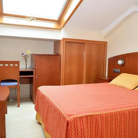 Hotel Portonovo ホテル ポルトノボ